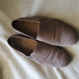 Franco Sarto size 9 taupe loafers "Pardon"